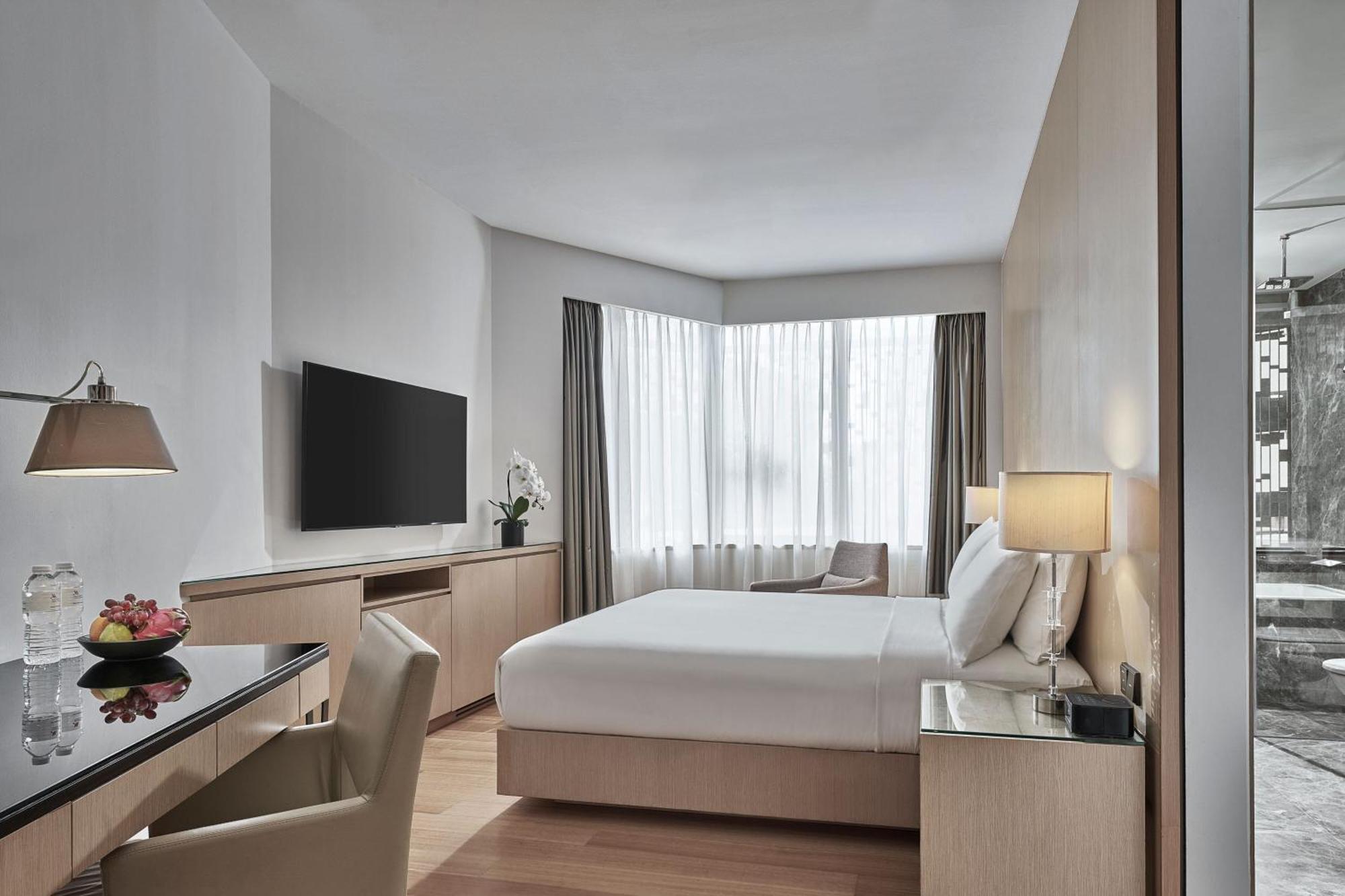 Family Two Bedroom Suite with Pool Access/Club Lounge Access,1529968807:JPEG