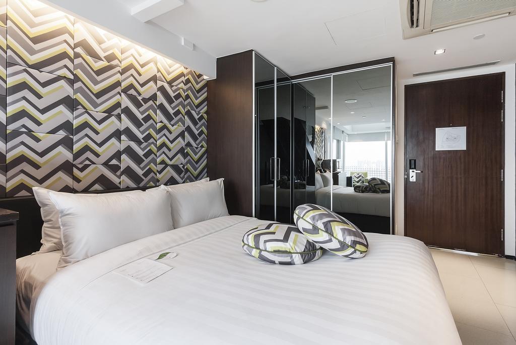 One-Bedroom Deluxe Loft
