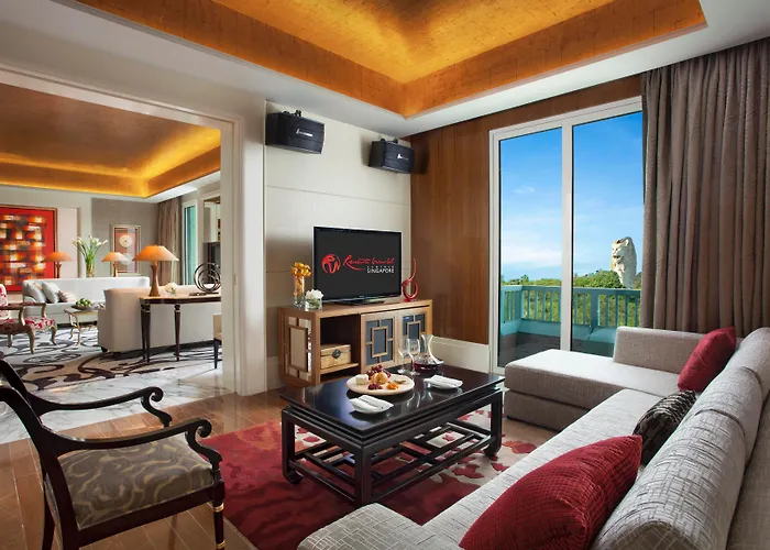 5 Star Hotels Singapores World Sentosa - Michael