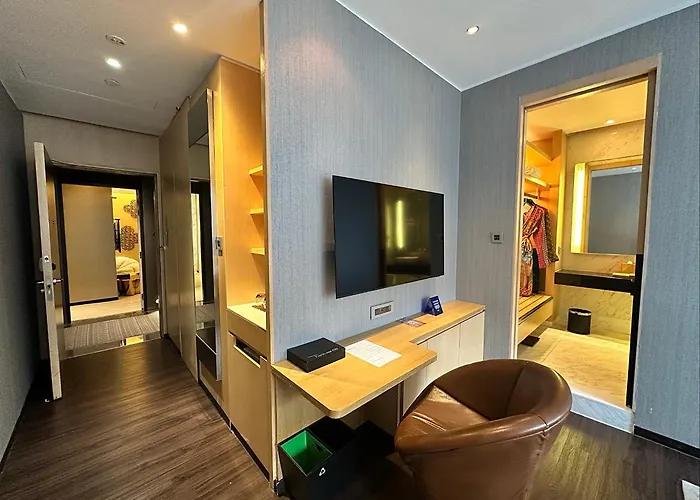 Naumi Hotel Singapore